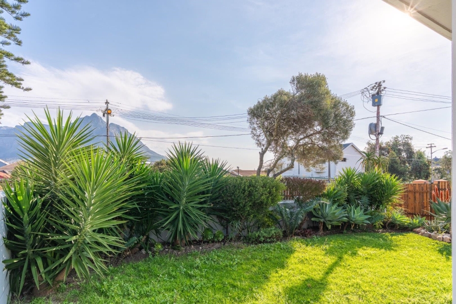 To Let 4 Bedroom Property for Rent in Mowbray Western Cape